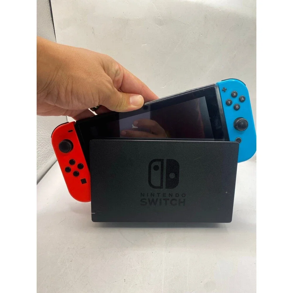 Nintendo Switch Neon Red Blue Console + Dock Switch 1 Handheld switch 1
